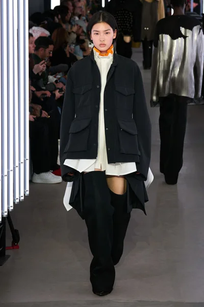 Look 44